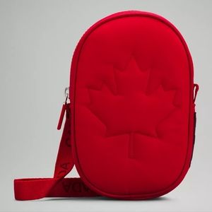 Lululemon Future Legacy Bag